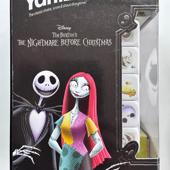 New Yahtzee Custom Dice Game Tim Burtons The Nightmare Before Christmas Ages 8+ - Picture 5 of 8